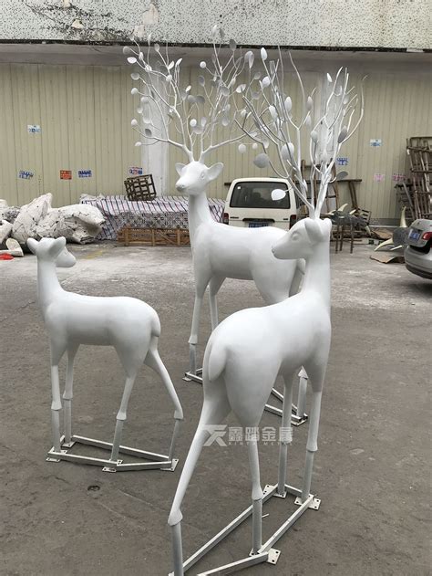 不锈钢鹿雕塑，镜面鹿雕塑 - 知乎