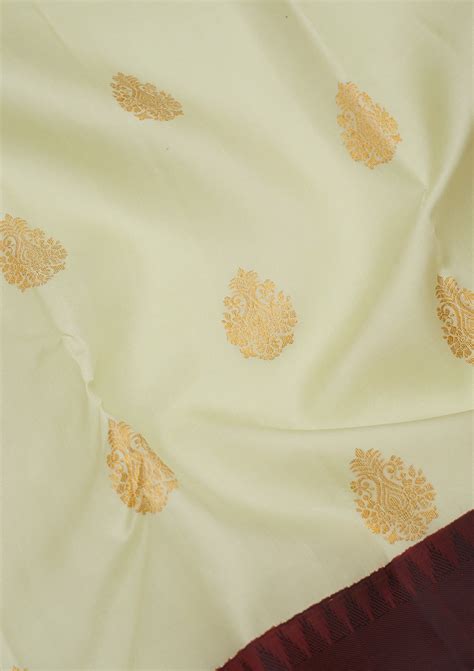 Buy Pista Green Zariwork Pure Silk Saree - Koskii