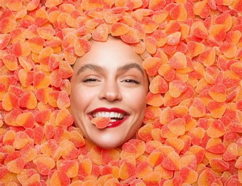Navigating the Sugar Dilemma: Choosing Health Gummies Wisely