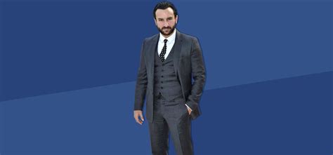 6 Super Effective Ways To Tackle The Dreaded Receding Hairline