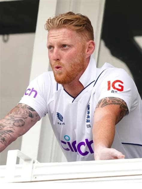 टेस्ट में किसने मारे सबसे ज्यादा सिक्स? - Most sixes in test cricket ...