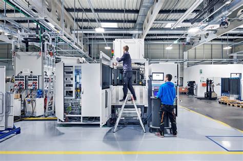 【中国日报网】世界首个万吨级铸造3D打印智能工厂在宁夏投产运行