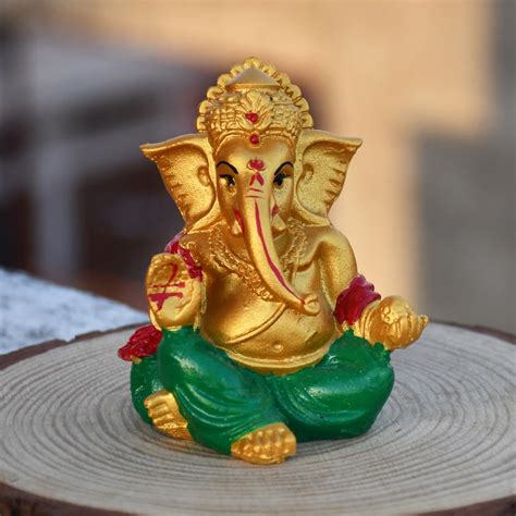Small Ganesh ji Murti for Car Dashboard | Upto 60 % off