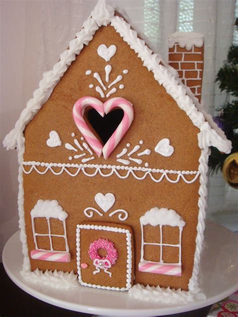 Christmas Gingerbread House Decoration Ideas