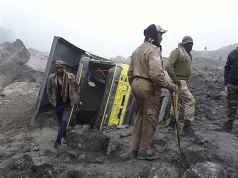 Photos: Nine dead, several others trapped under debris in Jharkhand ...