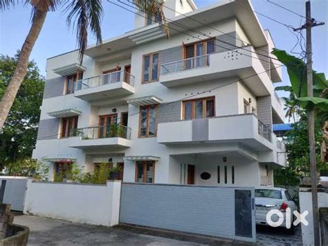 Executive Luxury Independent Room for working Men - For Rent: Houses ...