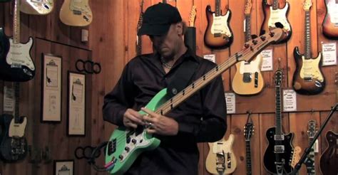 Image result for Billy Sheehan Tapping Lesson