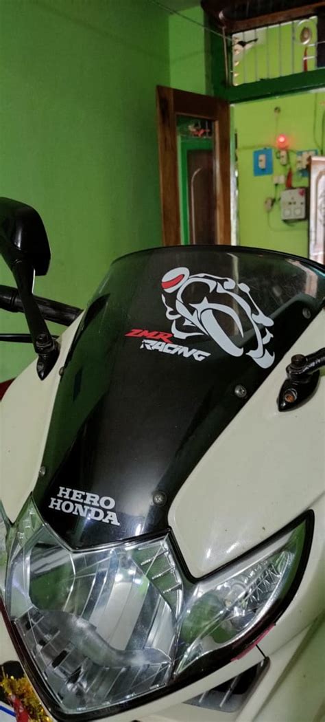 ISEE 360® Zmr Racing Bike Stickers for Mask,Side Vinyl Decals L x H 16. ...