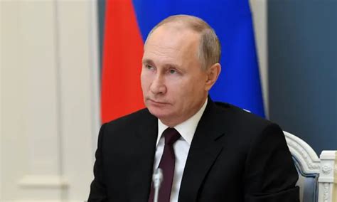 普京签署重大法案：俄罗斯所有总统获得终身豁免权，不得被逮捕_腾讯新闻