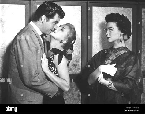 Flug Nach Hongkong Flight To Hong Kong Rory Calhoun, Dolores Donlon ...