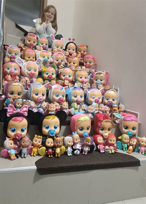 Boneca | Brinquedos e brincadeiras, Cry baby boneca, Pendurando balões