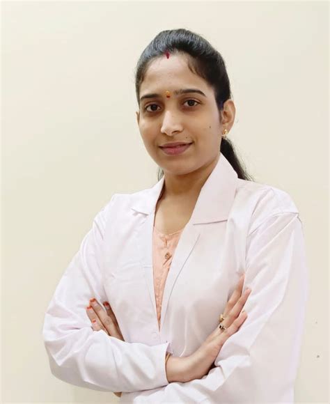 Summer Skin care with Herbal Remedies for Rashes and Acne – Pankajakasthuri