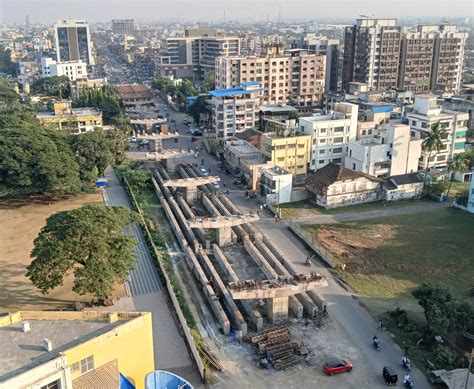 Despite the deadline, only the pillars of Vapi Bridge have been erected ...