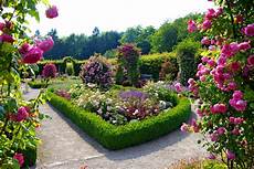 Best Wallpaper Garden by Flower Garden Wallpapers Best Wallpapers Best Wallpaper Garden
