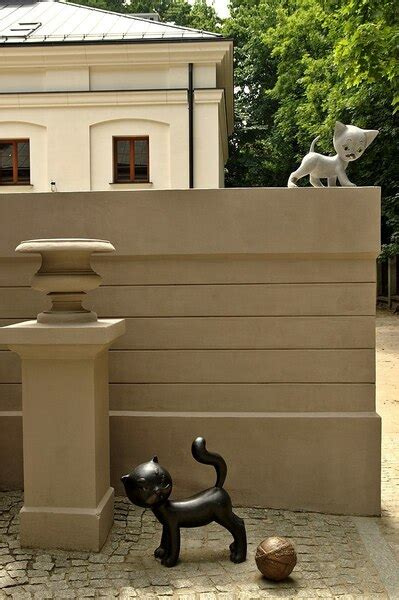 Pomnik kota Filemona i Bonifacego – Audio guide by WNG UŁ | tmatic.travel