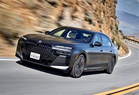 Official price of BMW i7 announced