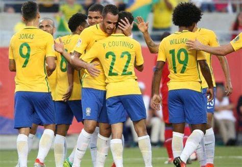 巴西归化球员壮大国足阵容，为什么巴西球员能够在中国成功？_四川全兴