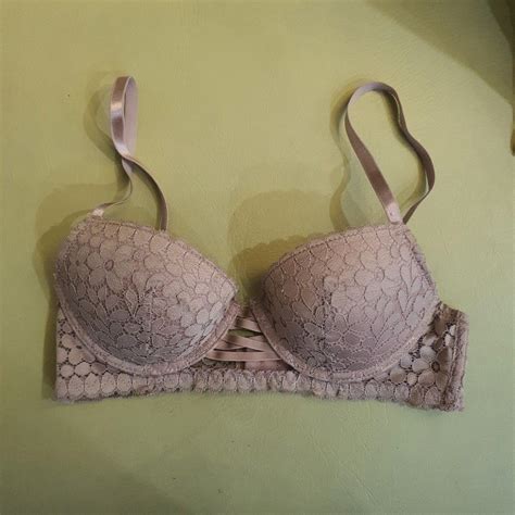 Free2BU 32B bra on Carousell
