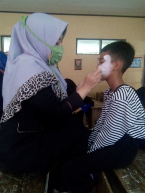 Image result for Tutorial Make Up Pantomim