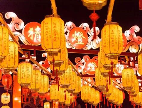 上海城隍庙豫园元宵灯会九曲桥高清图片下载-正版图片500722033-摄图网