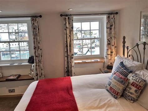 SAMPFORD GUEST HOUSE (Brixham, Devon) - B&B Reviews, Photos, Rate ...