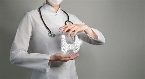 The Causes and Symptoms of Thyroid Disease in Females and How to Treat It?