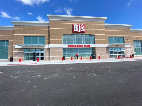 BJ's Wholesale Club in Canton plans discount gas station