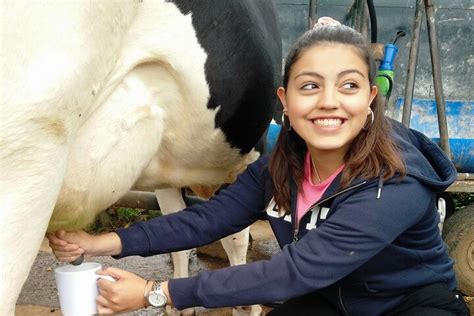2023 Half-Day Farm Visit and Cow Milking Experience