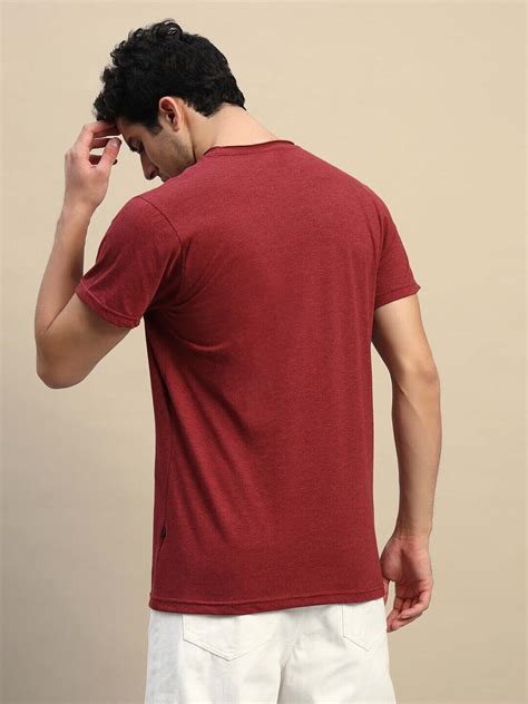 ELEX REGULAR FIT T-SHIRT MAROON | Buy Online at Wearduds India