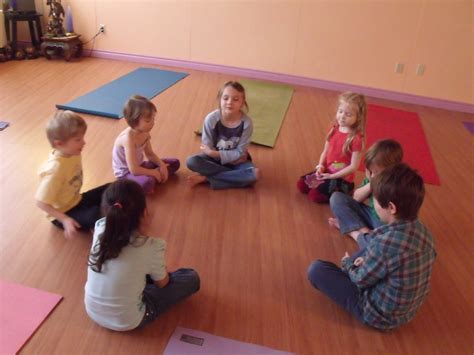 Child Yoga Challenge 的图像结果