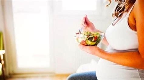 准媽媽須知：孕晚期為什麼容易餓得快、吃得多？原因有3點，別大意 - 壹讀
