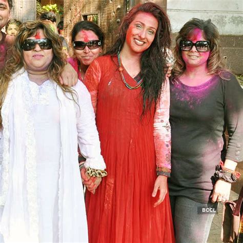 Bappi Lahiri with son Bappa, daughter Rema and daughter-in-law Taneesha ...