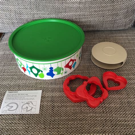 クリスマスキャニスター クッキーカッター 【 Tupperware タッパーウェア 】 | Tupperware BASEフリマ店【送料無料】