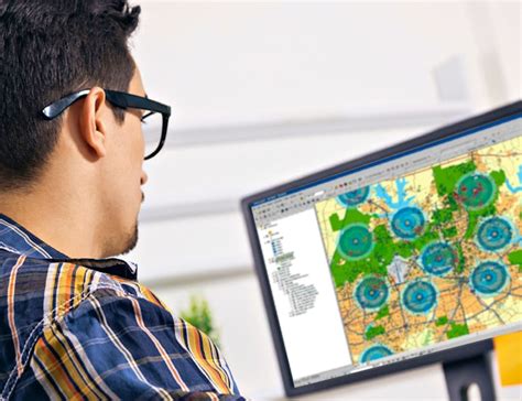 Coursera GIS 的图像结果