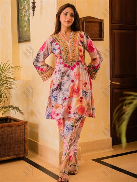 Shop Chikankari Kurta Set for women | Kurta with Bottom Set - House Of ...