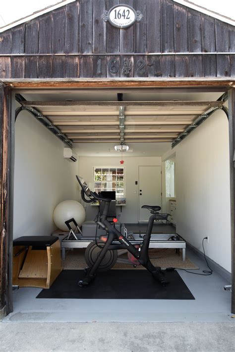 Photo 15 of 25 in House on the Circle by Elisa Crispi - Dwell