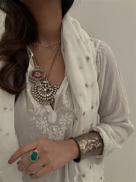 Necklaces – Page 3 – Dhora India