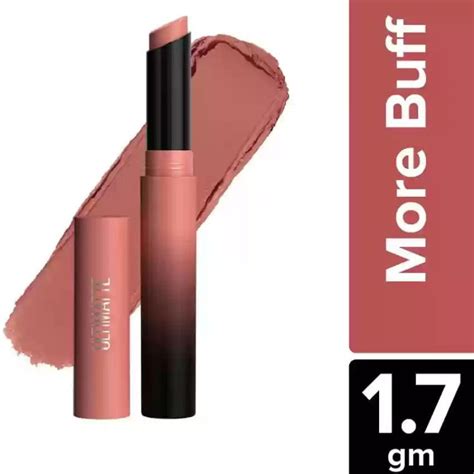 Khushi Kapoor's signature soft girl-glam makeup look