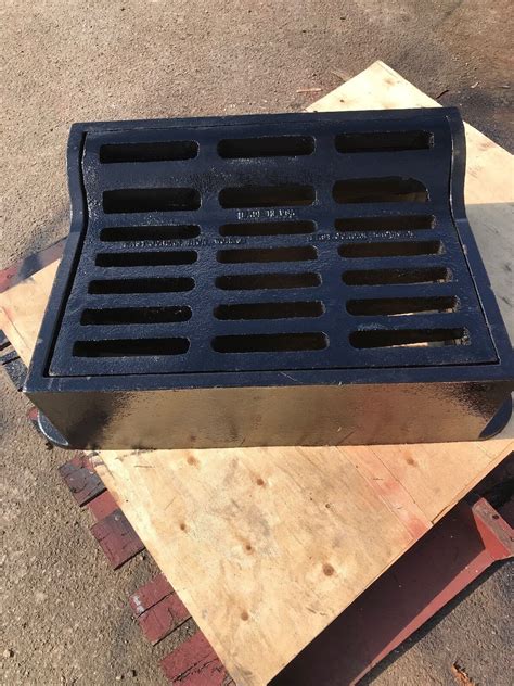 EAST JORDAN IRON WORKS EJIW 7250 Z CATCH BASIN CURB INLET, Frame ...
