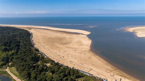 PINEWOODS HOLIDAY PARK (Wells-next-the-Sea, Norfolk) - Campground ...