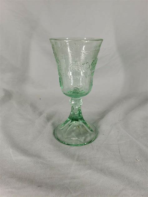 Tiara Indiana Glass The Lord's Last Supper Wine Goblet Chalice Green 7 ...