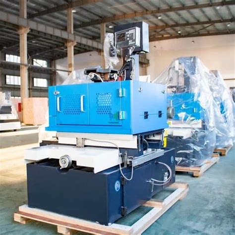 Vertical Milling Machine and Lathe Machine Wholesaler | R.S.Machinery ...