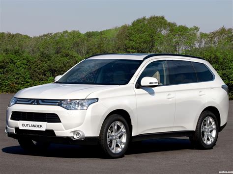 Fotos de Mitsubishi Outlander 2012