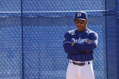 Dave Roberts faces must-win season to ensure Dodgers legacy - Los ...