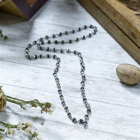 Buy Tulsi Mala with Caps Online in India - Mypoojabox.in