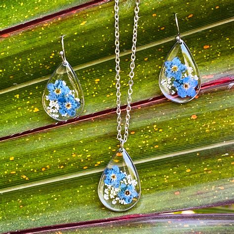 Forget Me Not Real Dried Flower Necklace Set – Blue Bloom Memory