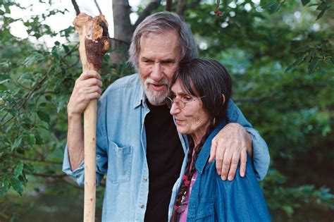 Local teacher goes viral after Khloé Kardashian’s flirty comment