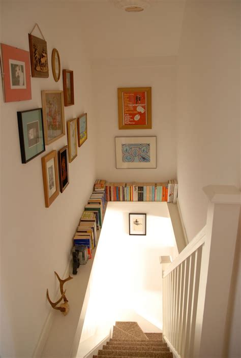 Tall Staircase Wall Decorating Ideas: Adding Art and Elegance to Your ...
