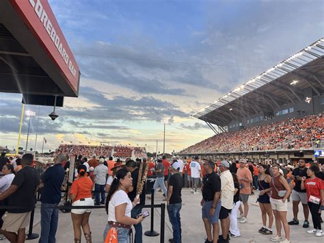 Saturday Night Lights sabrosos: Your guide to UTRGV tailgating and ...