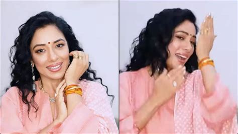 Rupali Ganguly shows her graceful dance moves on Piya Bole as Anupamaa ...